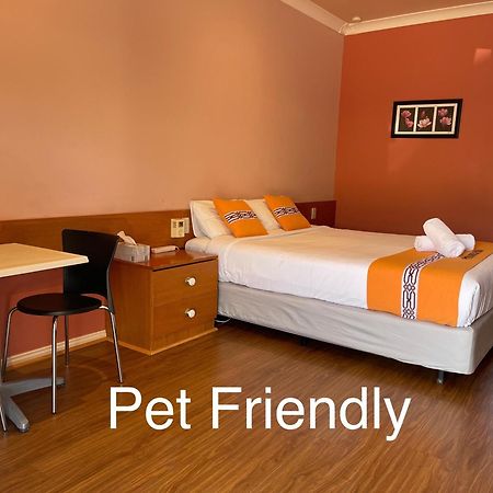 אצ'וקה Philadelphia Motor Inn מראה חיצוני תמונה