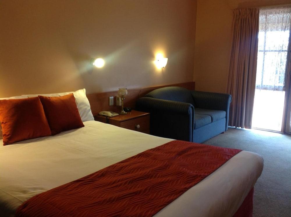 אצ'וקה Philadelphia Motor Inn מראה חיצוני תמונה