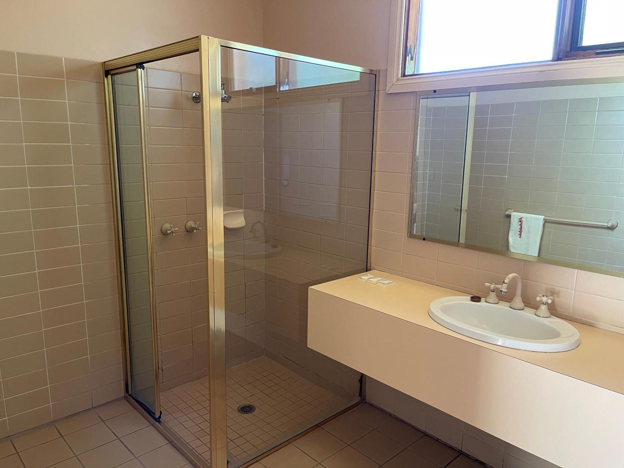 אצ'וקה Philadelphia Motor Inn מראה חיצוני תמונה